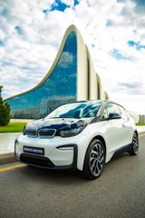 “Improtex Motors” şirkəti ilk dəfə BMW İ3 elektromobilini təqdim edib