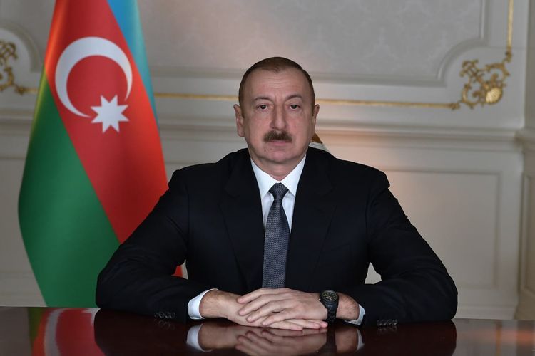 President Ilham Aliyev congratulates Singaporean counterpart