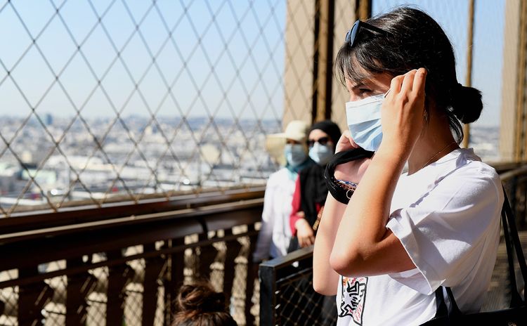 В Париже с 10 августа ношение масок в некоторых районах города станет обязательным