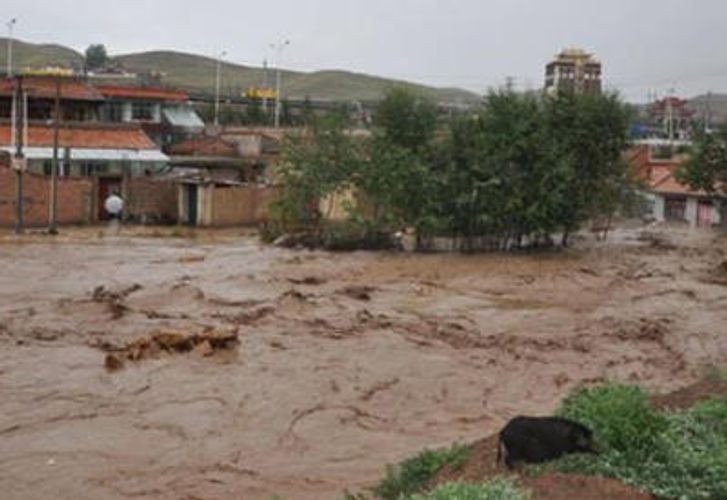 Cənubi Koreyada leysan yağışları 31 nəfərin ölümünə səbəb olub
