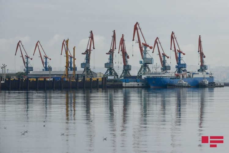 В Каспийском море пропал без вести нефтяник - ОБНОВЛЕНО