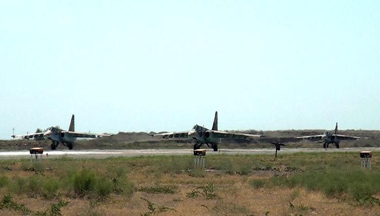 Истребители ВВС Азербайджана и Турции выполнили учебно-тренировочные полёты  - ВИДЕО