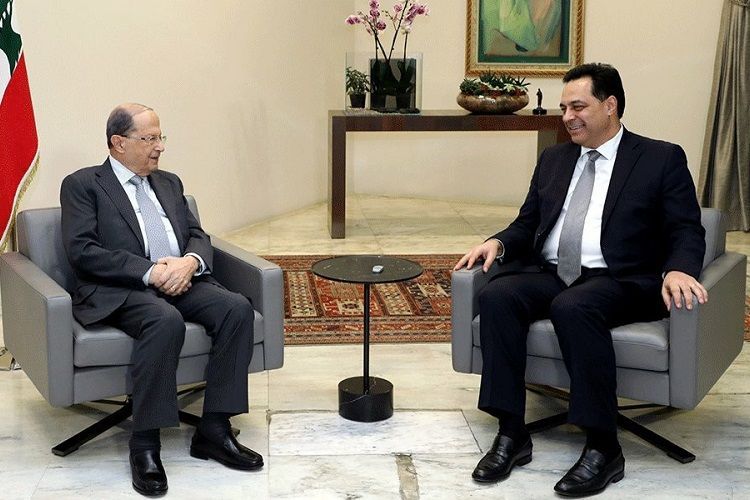Президент Ливана принял отставку правительства