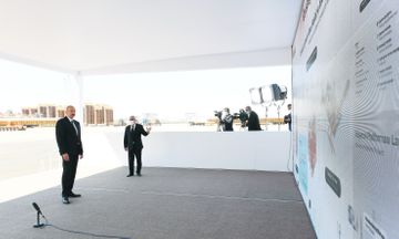 Prezident İlham Əliyev “Qarabağ” yatağının dayaq blokunun dənizə yola salınması mərasimində iştirak edib - YENİLƏNİB