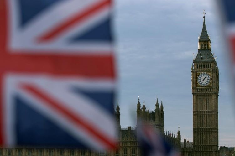 Britaniya İsrail və BƏƏ arasında diplomatik əlaqələrin qurulmasını tarixi addım adlandırıb