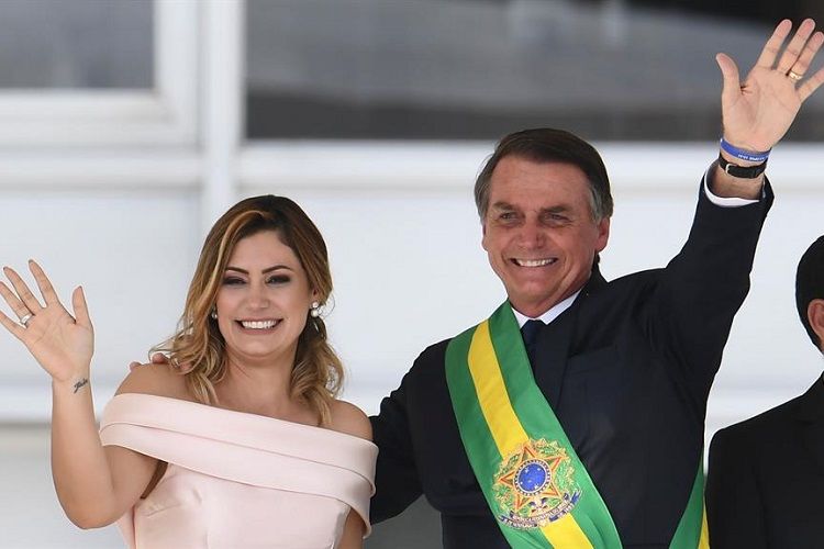 Braziliya prezidentinin xanımı koronavirusdan sağalıb