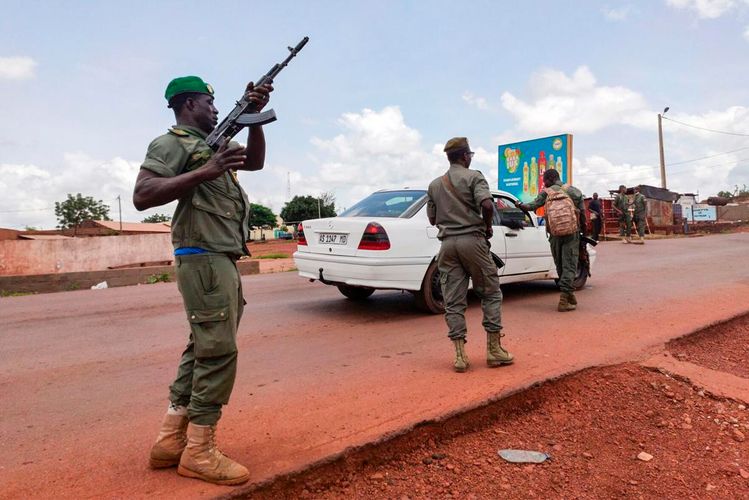 Mali PM calls on mutineers to stand down