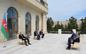 Prezident İlham Əliyev Özbəkistanın yeni səfirinin etimadnaməsini qəbul edib - YENİLƏNİB