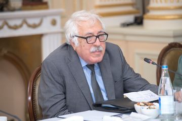 Bir qrup tanınmış mədəniyyət və incəsənət xadimi ilə görüş keçirilib
