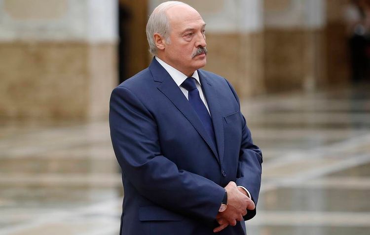 Лукашенко заявил, что власти Беларуси «разберутся» с митингующими