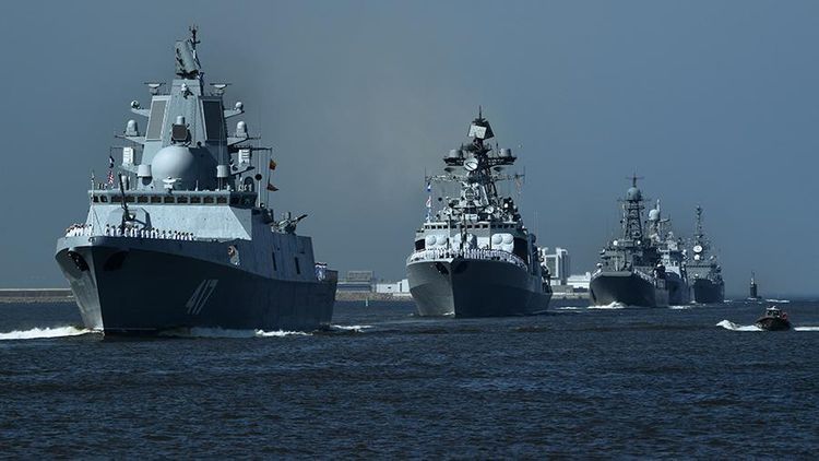 Корабли ВМФ РФ взяли под охрану строящие «Северный поток-2» суда