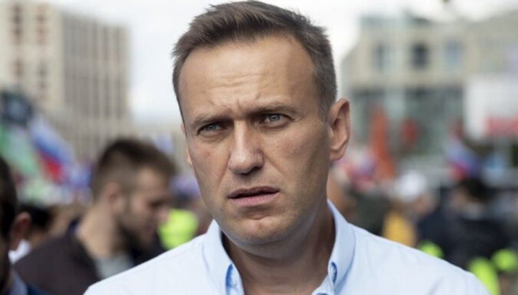 Алексей Навальный госпитализирован с отравлением после экстренной посадки самолета 