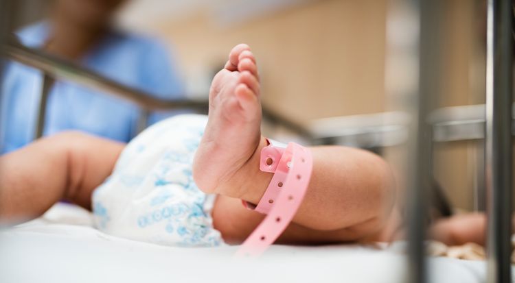Названо число случаев смертей среди новорожденных в Азербайджане