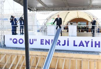 Prezident İlham Əliyev “Qobu” elektrik yarımstansiyasının tikintisi ilə tanış olub - YENİLƏNİB-1