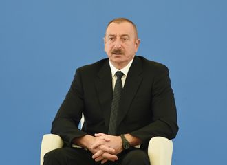 Prezident İlham Əliyev “Qobu” elektrik yarımstansiyasının tikintisi ilə tanış olub - YENİLƏNİB-1