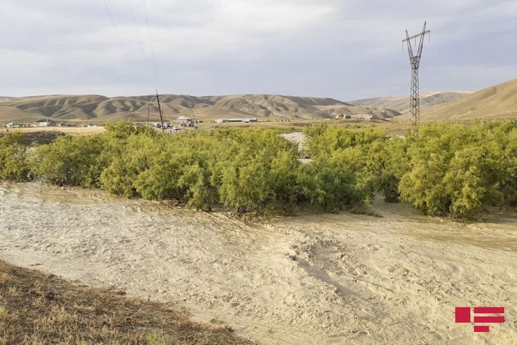 Flood occurs in Azerbaijan’s Balakanchay river