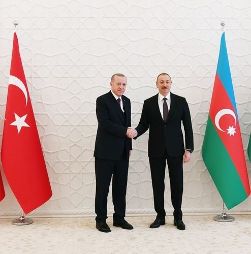 President Ilham Aliyev phoned Turkish President Recep Tayyip Erdogan
