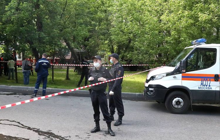 Moskvada yaşayış binasında yanğın söndürülüb - YENİLƏNİB