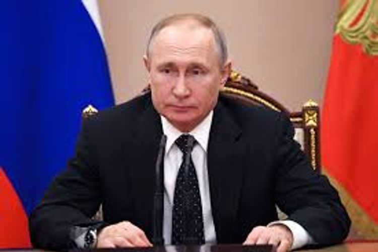 Putin: "Russia seeks to reopen borders but with caution"