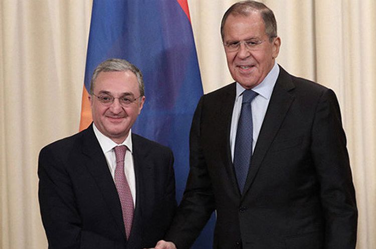 Лавров обсудил региональные проблемы с главой МИД Армении 