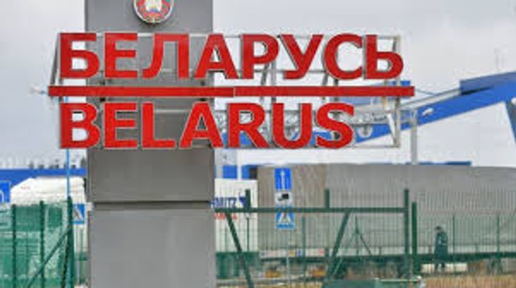 Польша пропустила на свою территорию граждан Беларуси без виз