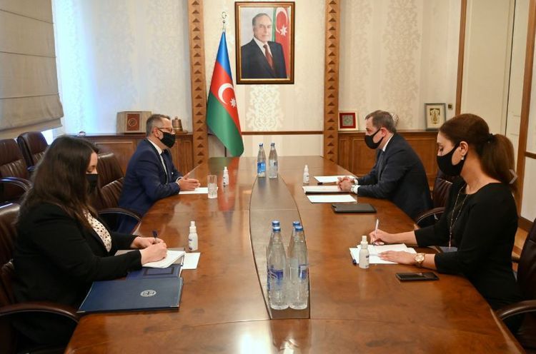 Джейхун Байрамов встретился с новоназначенным послом Греции в Азербайджане - ФОТО