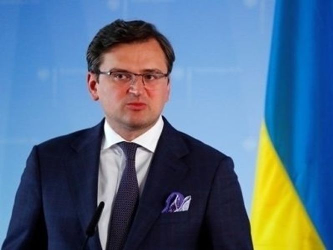 Киев приостановил все контакты с Минском