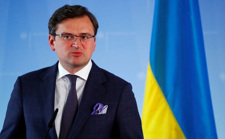 Кулеба заявил, что Украина может присоединиться к санкциям ЕС в отношении Беларуси