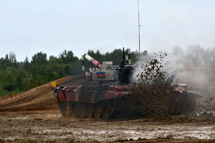 Azərbaycan tankçıları “Tank biatlonu” müsabiqəsində yarımfinal mərhələsinə yüksəlib