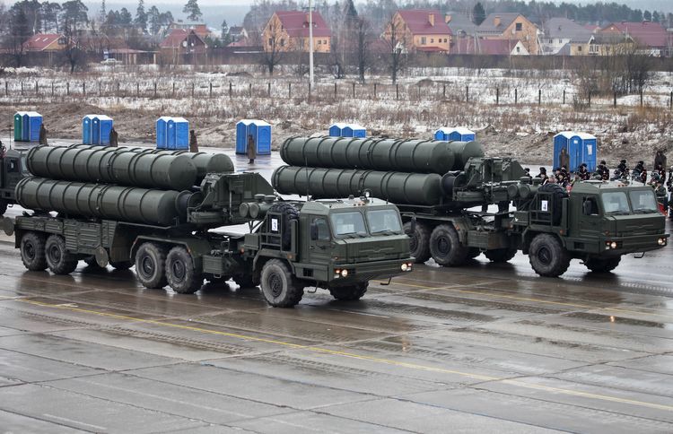 Russia’s latest S-300 air defense units enter combat duty on Kuril Islands