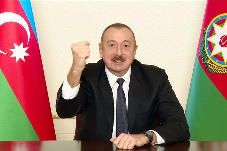 Azərbaycan Prezidenti: “Bu 44 gündə bir gün də olmayıb ki, biz haradasa geriyə çəkilək”