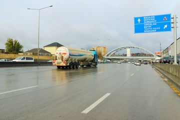 Xırdalan dairəsi yaxınlığında dəmiryol körpüsünün tikintisi başa çatıb - FOTO