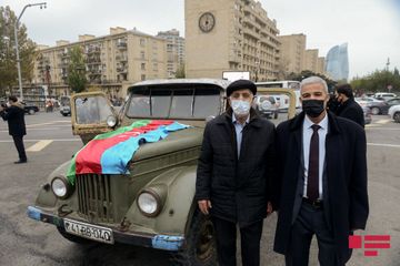 Laçının azad edilməsi münasibəti ilə Bakıda avtoyürüş keçirilib - FOTOSESSİYA
