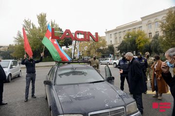 Laçının azad edilməsi münasibəti ilə Bakıda avtoyürüş keçirilib - FOTOSESSİYA