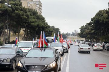 Laçının azad edilməsi münasibəti ilə Bakıda avtoyürüş keçirilib - FOTOSESSİYA