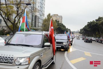 Laçının azad edilməsi münasibəti ilə Bakıda avtoyürüş keçirilib - FOTOSESSİYA