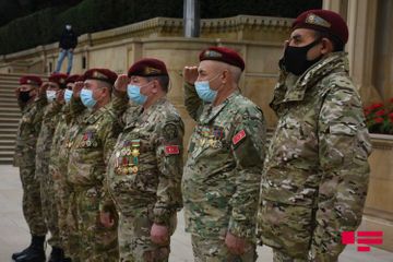 Azerbaijan observes minute of silence to honor Martyrs of Patriotic War