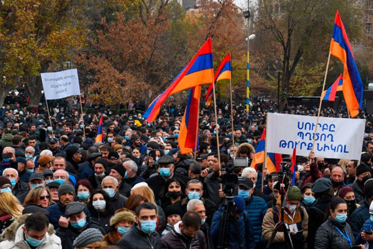 Ermənistan müxalifəti: Paşinyan dekabrın 8-dək istefa verməsə, ölkədə kütləvi itaətsizlik başlayacaq