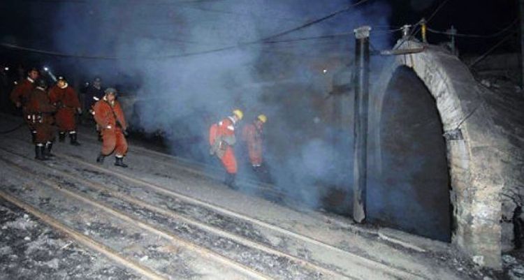 При взрыве газа на шахте в Китае погибли 23 человека