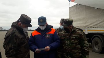 Rusiyadan Xankəndinə göndərilən  humanitar yük Gəncə beynəlxalq hava limanına çatdırılıb - FOTO - VİDEO