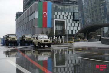 Azadlıq meydanında Vətən müharibəsində qələbəyə həsr olunmuş hərbi parada hazırlıq məşqləri keçirilib - FOTO - VİDEO