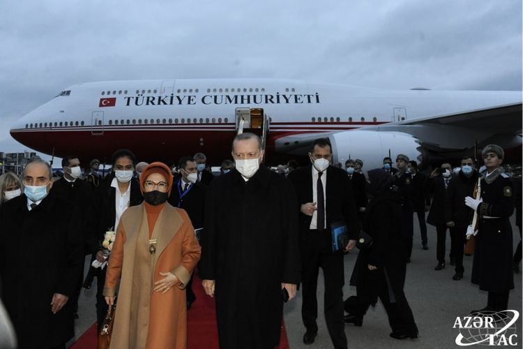 Президент Турции прибыл с визитом в Азербайджан - ОБНОВЛЕНО