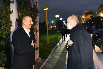 Prezident İlham Əliyev və Türkiyə Prezidenti Rəcəb Tayyib Ərdoğan birgə şam ediblər - VİDEO