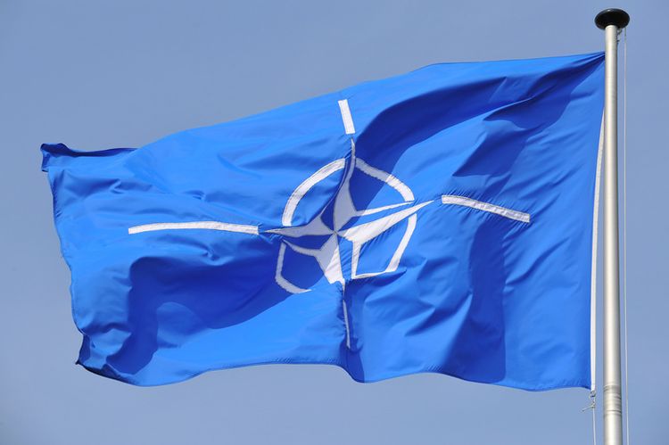 NATO nüvə silahlarının qadağan olunmasına qarşı çıxıb