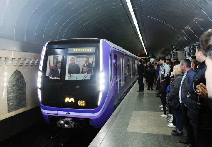 Число пассажиров Бакинского метрополитена из-за пандемии уменьшилось на 65%