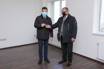 Azərbaycanda beş partiya ofislə təmin olunub
