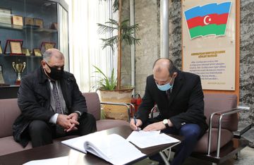 Azərbaycanda beş partiya ofislə təmin olunub