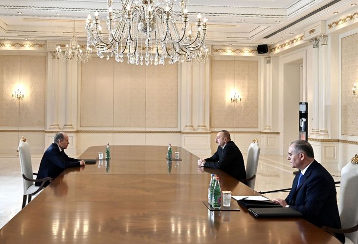 Президент Ильхам Алиев принял директора ФСБ России
