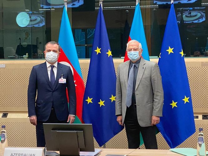 Джейхун Байрамов принял участие в заседании Совета сотрудничества Азербайджан-ЕС - ФОТО