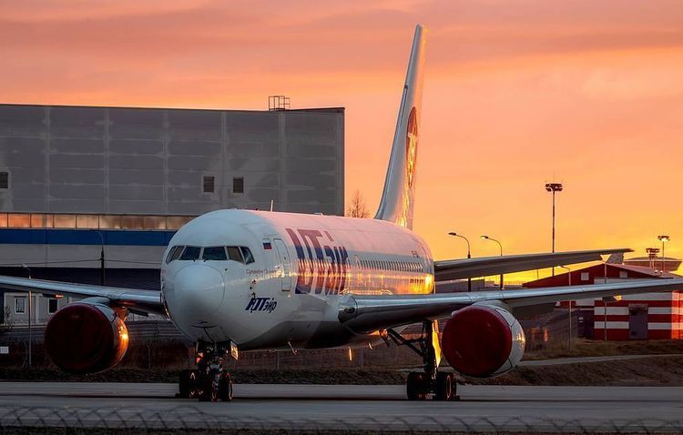 Passenger plane makes emergency landing in Siberian city